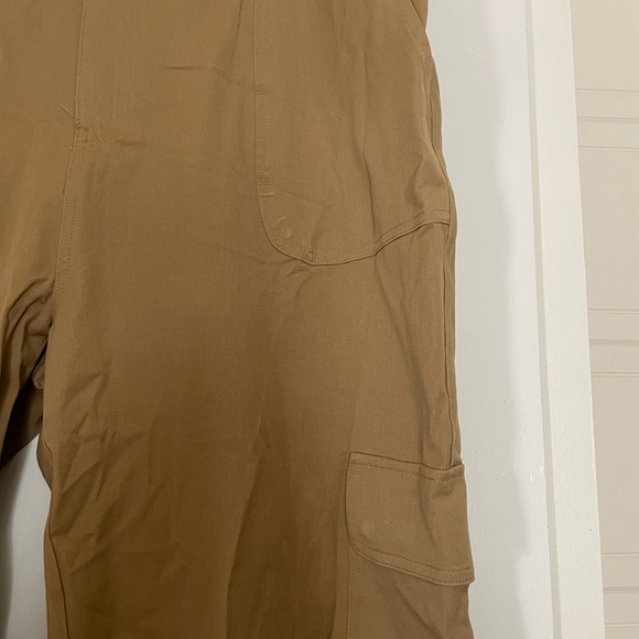 Universal Standard Karlee stretch cotton twill cargo pants, vintage khaki L/22 - Picture 6 of 9